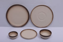 Light Brown
Dinner Set