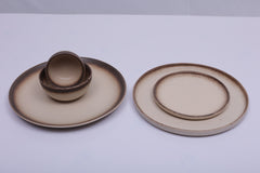 Light Brown
Dinner Set