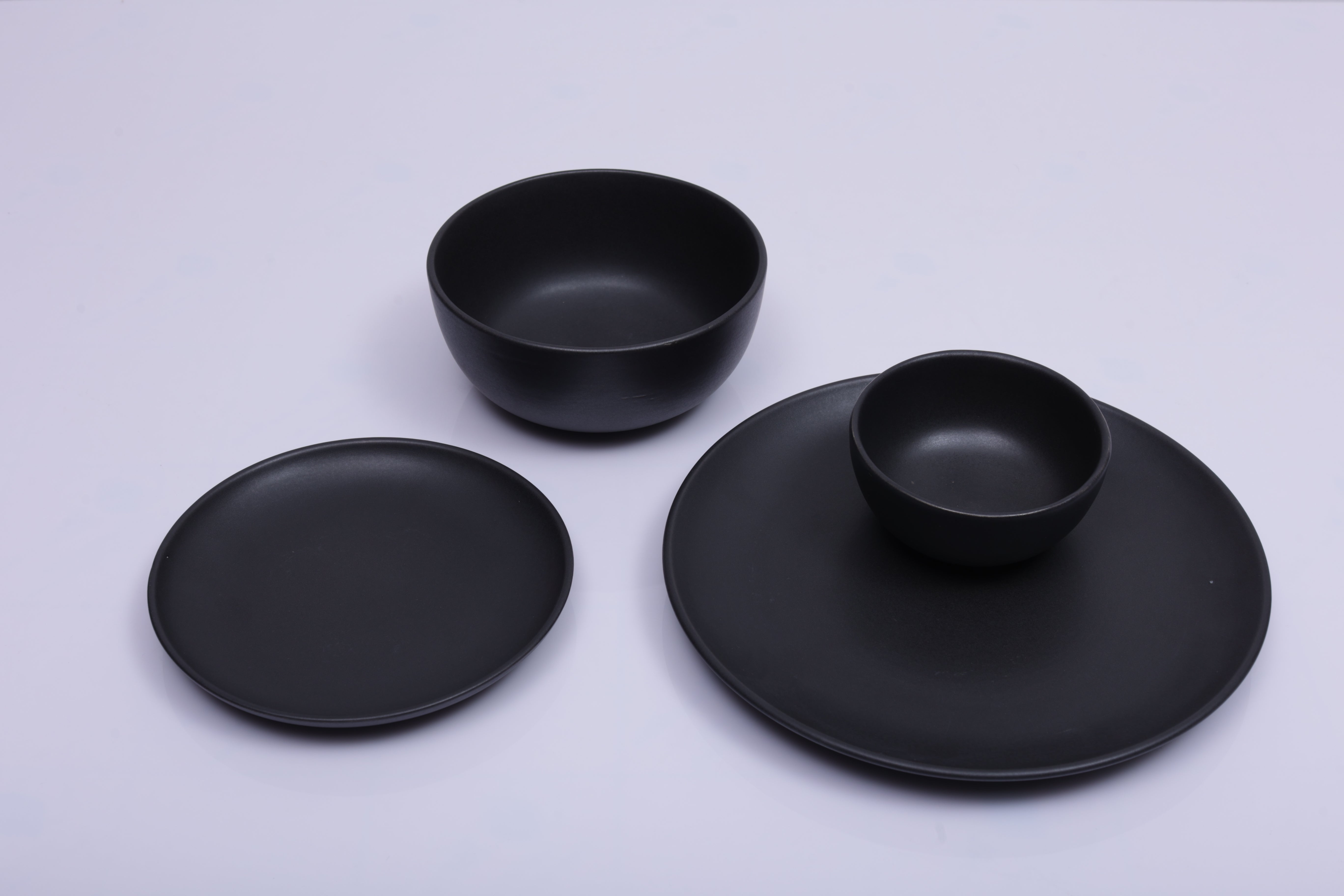 Black Glossy
 Dinner Set