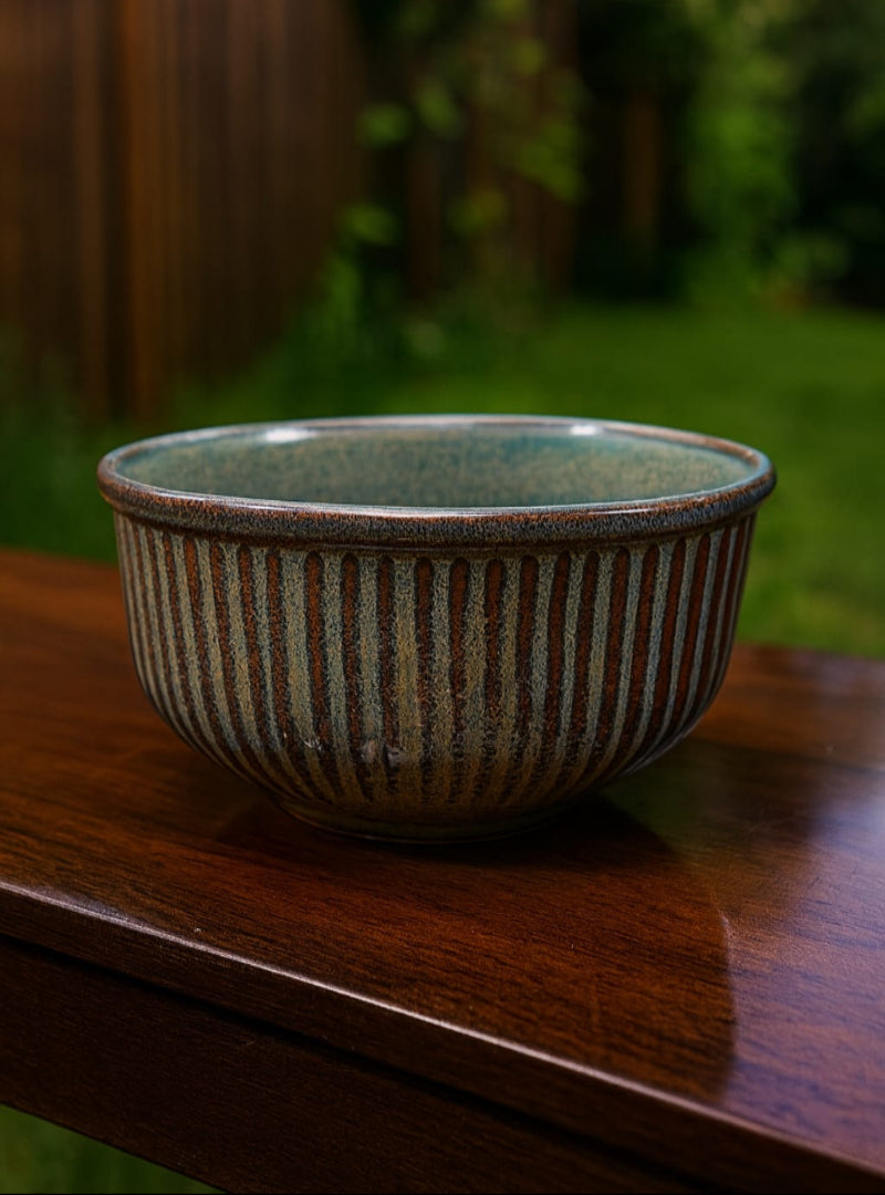 Crown bowl